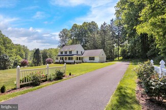 123 Oak Ln, Fleetwood, PA 19522