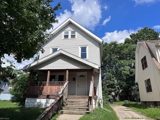 1077 Herberich Ave, Akron, OH 44301
