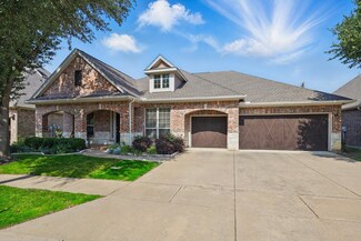 9352 Blanco Dr, Lantana, TX 76226