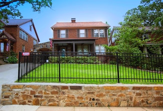 315 Crystal Ct, Little Rock, AR 72205