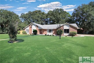 10532 Sugarbush Rd, Savannah, GA 31406