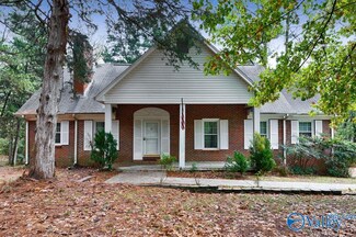 2512 Vista Dr SE, Huntsville, AL 35803