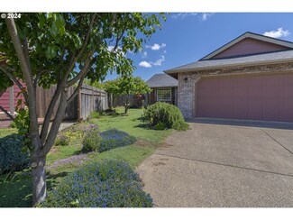 2545 Cubit St, Eugene, OR 97402