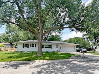 400 Morten Dr, Redwood Falls, MN 56283