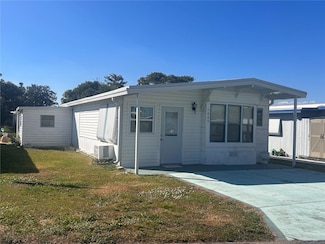 7045 Fairview Village Cir, Winter Haven, FL 33881