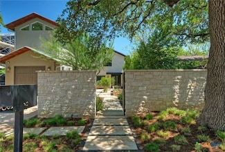 2309 S 4th St, Austin, TX 78704