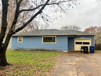 1147 Helen St, Augusta, KS 67010