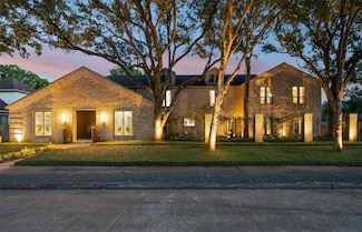 16310 Brook Forest Dr, Houston, TX 77059