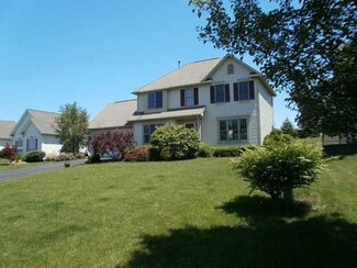 3226 Sunset Dr, Walworth, NY 14568