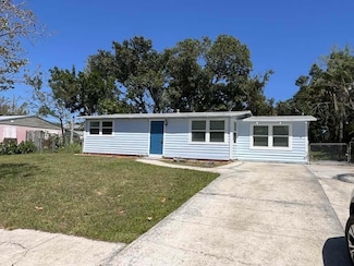 1405 NE Waveland Ave, Jensen Beach, FL 34957