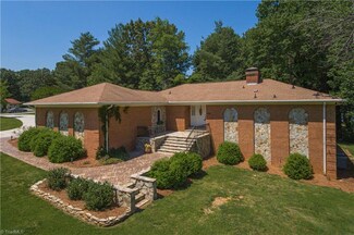 4101 Ponce de Leon Dr, High Point, NC 27265