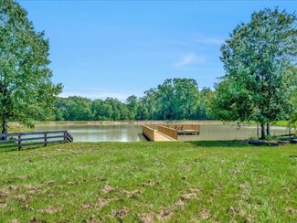 6483 Fm 844, Huntington, TX 75949