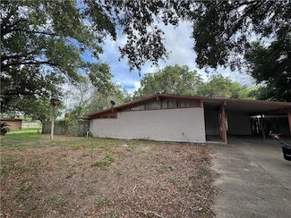 409 Taylor Rd, Falfurrias, TX 78355