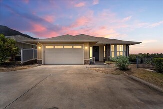 67 Kinohi Loa Loop, Wailuku, HI 96793