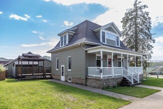 129 4th Grant Blvd W, Wabasha, MN 55981