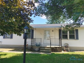 521 Kroger Dr, Upper Sandusky, OH 43351