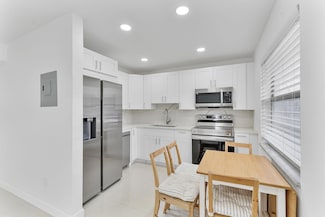 340 NW 19th St Unit 2040, Boca Raton, FL 33432