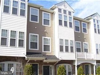 26 Swan Ct Unit G26, Delran, NJ 08075