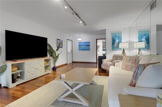 1568 Blue Point Ave Unit 1, Naples, FL 34102