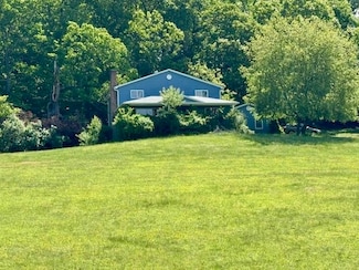 101 Brookwood Rd, Staunton, VA 24401