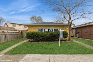 5961 N Mccook Ave, Chicago, IL 60646