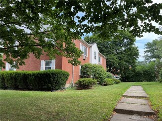 2338 Davue Cir, Dayton, OH 45406