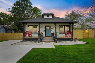 703 W 5th St, Brenham, TX 77833