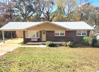 320 Brookview Dr, Talladega, AL 35160