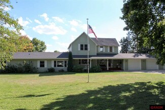 20449 490th St, Waterville, MN 56096