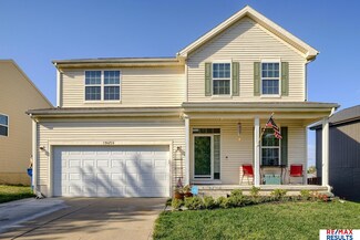 19456 Gail Ave, Omaha, NE 68135
