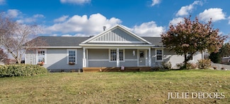 3956 Meadow Ln, Muskegon, MI 49444