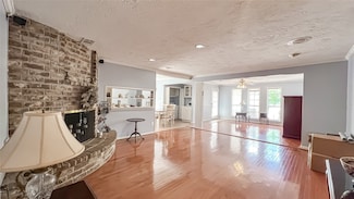 9206 Hendon Ln, Houston, TX 77036