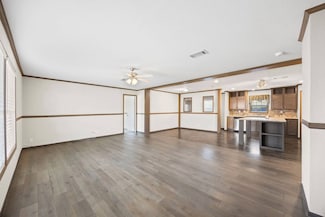 11112 Falling Leaf Ln, Euless, TX 76040