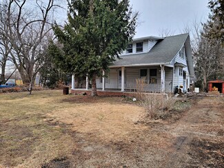1408 E Elm St, Streator, IL 61364