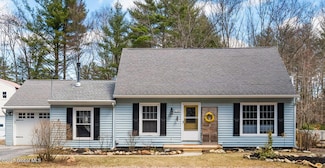 226 Redmond Rd, Gansevoort, NY 12831