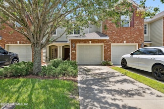 7023 Roundleaf Dr, Jacksonville, FL 32258