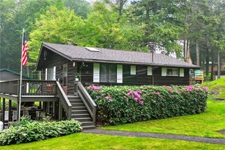 112 Ottawa Ln, Central City, PA 15926