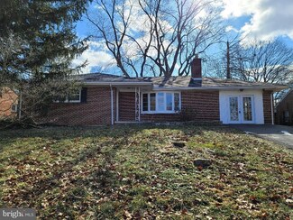 16827 Hampton Rd, Williamsport, MD 21795