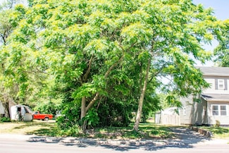 621 N Eddy St, South Bend, IN 46617
