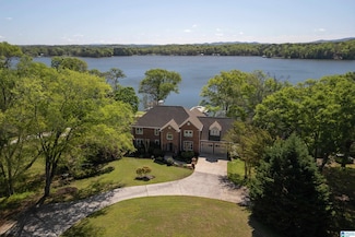 620 River Oaks Dr, Cropwell, AL 35054