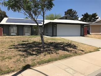 2545 Christine St, San Bernardino, CA 92407