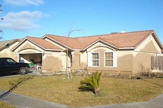 14208 W C St, Kerman, CA 93630