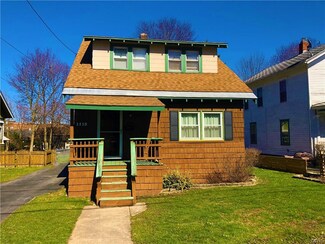 1115 Valley Dr, Syracuse, NY 13207
