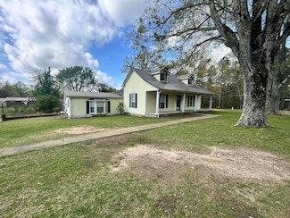 1624 Washington St, Belmont, MS 38827