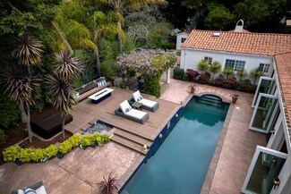 522 Palmer Ln, Menlo Park, CA 94025