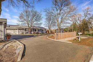 2112 Kirkwood Rd, Corning, CA 96021