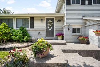 7371 Otis Ct, Arvada, CO 80003