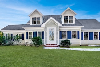 2 Boulder Rd, Bourne, MA 2532