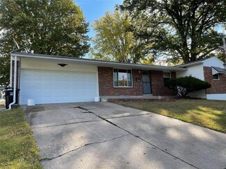 10300 Royal Dr, Saint Louis, MO 63136