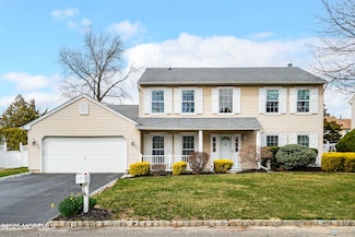 6 Lindner Ln, Howell, NJ 07731
